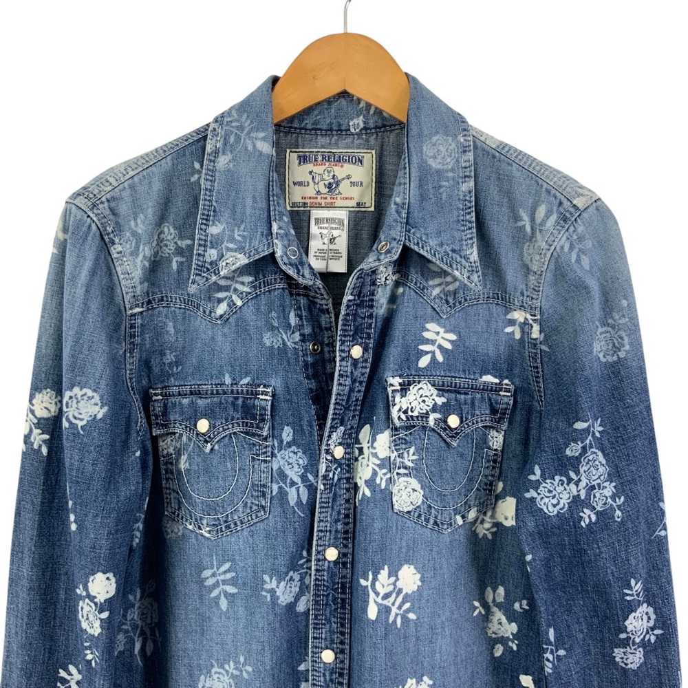 TRUE RELIGION Floral Denim Shirt Button Down Pearl Snaps Large Western Vibes H6 - Picture 2 of 9